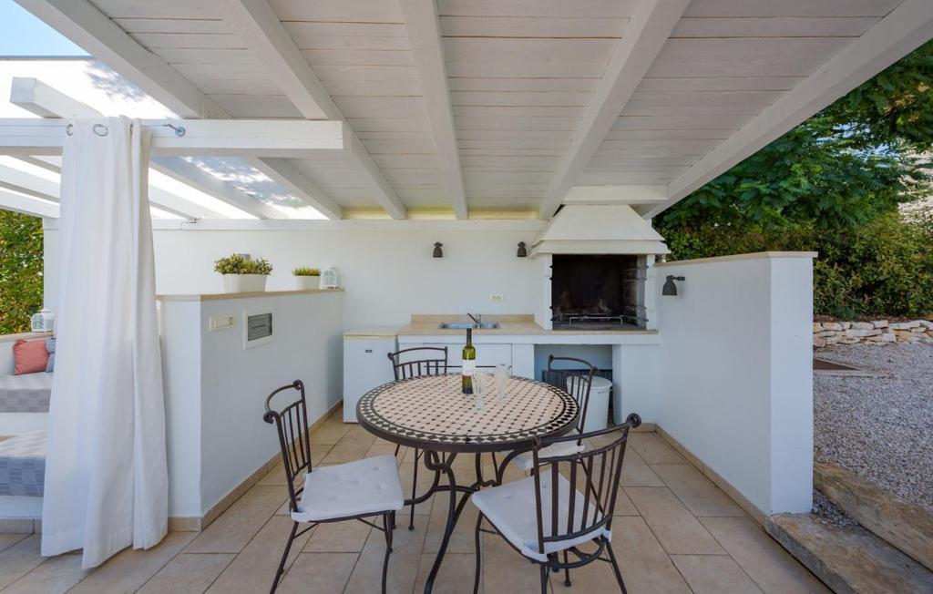 Villa Vigneri Novigrad  Luaran gambar
